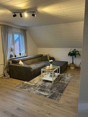 Freundliche 3-Zimmer-Dachgeschosswohnung mit EBK in Hilter - Wellendorf