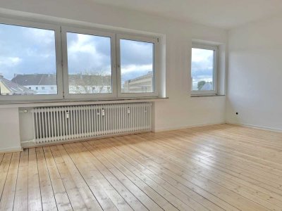 FRIEDERICH: Renovierte Wohnung mit Balkon und Einbauküche in zentraler Lage am Hauptbahnhof