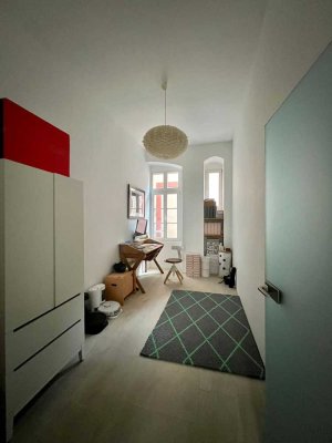 Modernisierte 4-Zimmer-Wohnung mit Balkon und EBK in Mannheim