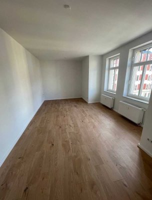 Charmante 2-Raum-Wohnung mit Balkon und Einbauküche