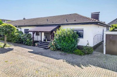 Gemütlicher Bungalow mit idyllischem Garten in zentraler Lage von Rommelhausen