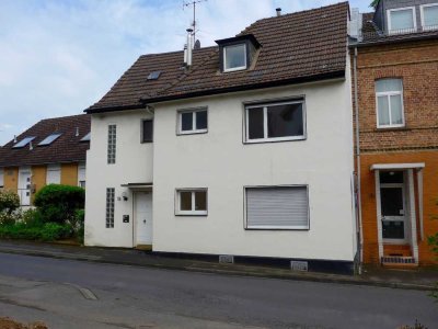 NEU: Charmantes 30er-Jahre Haus mit Siebengebirgsblick in Bad Godesberg-Schweinheim