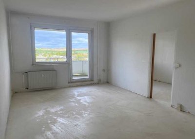 Großzügige 2-Raum-Wohnung mit Balkon