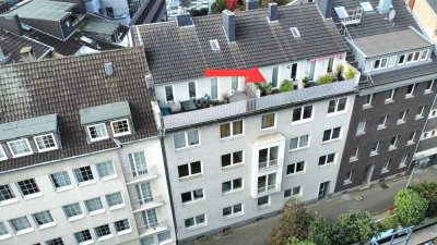 *GROßE TERASSE - WOHNUNG IM DACHGESCHOSS* - geräumige Einheit in bester Lage