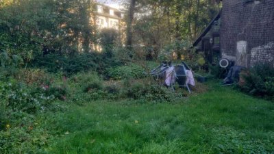 Mehrfamilienhaus mit 4 Wohneinheiten mit Garten und Hinterhaus- Ideale Gelegenheit in Bochum