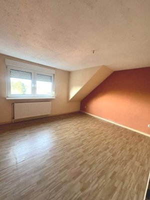 Gepflegte 3-Zimmer-Wohnung im ruhigen Haus zu vermieten.