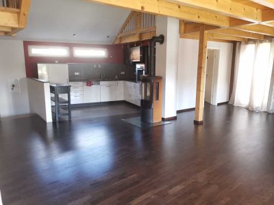 Helle 3-Zimmer-Maisonette-Wohnung in Tiengen ab 01.05.2025 zu vermieten