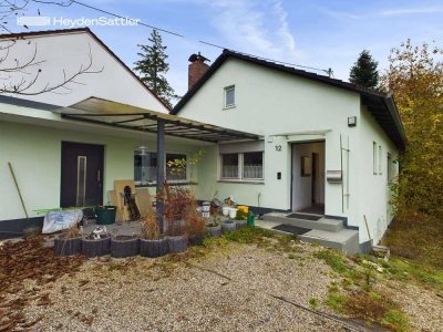 Renovierungsbedürftiger Bungalow mit großem Garten