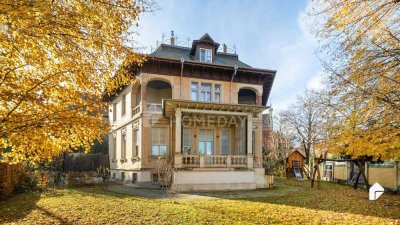 Hochwertige Maisonettewohnung in Gründerzeitvilla mit 2 Loggien, Stellplätzen und Top-Lage