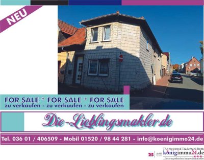 Teilsaniertes EFH mit Einliegerwohnung, Hof, überdachte Terasse, Zufahrt und Garage in Schlotheim