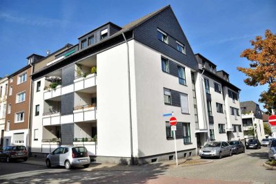 Sanierte 2-Zimmer-Wohnung mit Balkon, Einbauküche & Traum-Badezimmer in Top-Lage von Mülheim-Broich