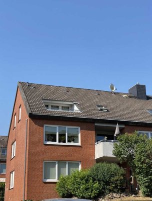 Großzügige 3-Zimmer Dachgeschoßwohnung mit sonnigem Balkon Geesthacht-Grünhof