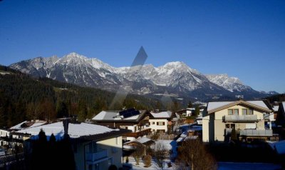 Wohn-&amp; Geschäftshaus mit Pool in ruhiger Panoramalage