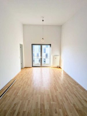 Moderne 2-Zimmer Wohnung mit Balkon in Berlin - Schönefeld