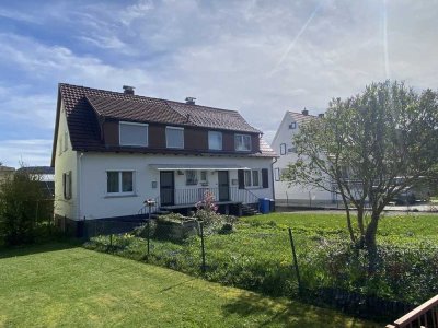 Zweifamilienhaus in idyllischer Wohngegend