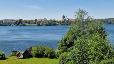 Einfamilienhaus mit Bootshaus und Steg in traumhafter Lage direkt am Ratzeburger Domsee