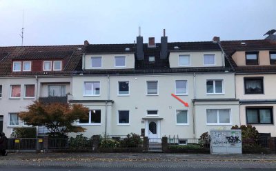 Modernisierte 2-Zimmer-Erdgeschosswohnung mit Balkon und EBK in Bremen Gartenstadt-Süd