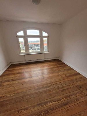 Geräumige 5 Zimmer Wohnung