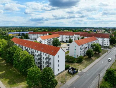 Gepflegte 4 ZKB Wohnung in Bitterfeld-Wolfen! WE26