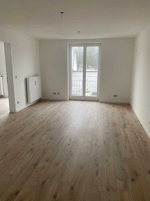 Helle 3-Zimmerwohnung mit Abstellkammer und Wanne in schöner Lage !