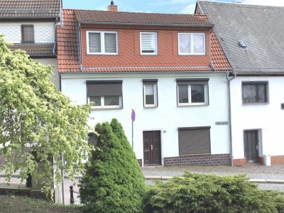 Reihenmittelhaus mit Dachterrasse