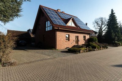 Charmantes Zweifamilienhaus in gewachsener Siedlung von Wallenhorst-Rulle