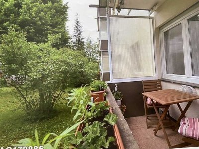 Exklusive 2-Zimmer-Hochparterre-Wohnung mit Einbauküche in Stuttgart