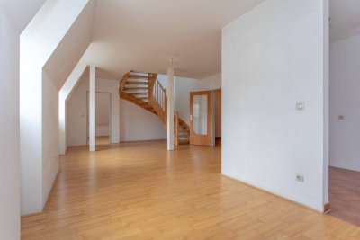 Traumhafte 3 Zimmer Maisonette Wohnung mit Galerie Charakter in Gresten