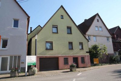 *** Einfamilienhaus mit Wintergarten zentral in Cleebronn ***