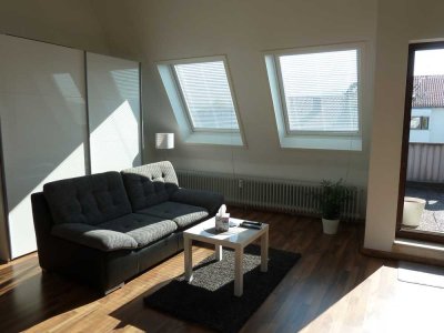 Helle 1,5-Zimmer-Wohnung mit kleiner Maisonnette in Leonberg