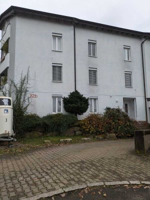 Helle 2-Raum-Wohnung mit Terrasse und EBK in Pforzheim