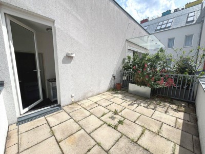 Schöne Altbauwohnung mit Terrasse und Balkon nahe Währinger Schubertpark, 1180!