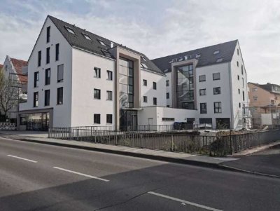 Neuwertige Maisonette-Wohnung mit drei Zimmern und Balkon in Ofterdingen