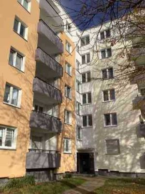 Gemütliche 2-Zimmerwohnung mit Balkon zu vermieten.