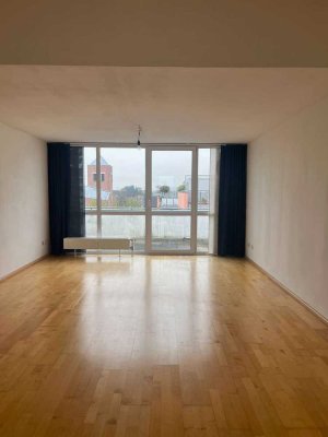 Dachgeschosswohnung mit Süd - West Balkon