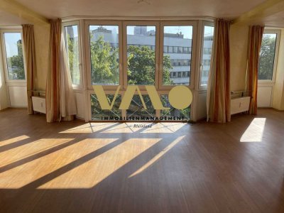 Lichtdurchflutet und geräumig! 3-Zimmerwohnung in zentralster Lage Kölns.