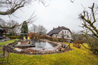 Hier steht Ihr Wohntraum, auf einem insgesamt 2.589 m² großen Grundstück, in der Vulkaneifel!