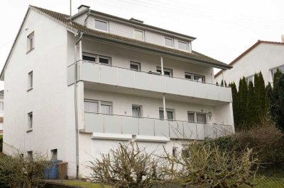 Gemütliche 4-Zi-Wohnung mit Dachterrasse in familienfreundlicher Lage in Hünstetten-Görsroth