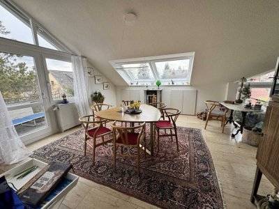 Geräumiges Familienparadies Wartet