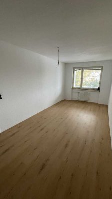 Erstbezug nach Sanierung - 2 Zimmer Wohnung mit neuer EBK in Bad Krozingen (Kernort)