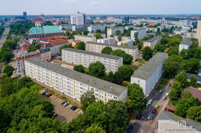 Frisch renovierte 3-Raum-Wohnung mit Balkon!