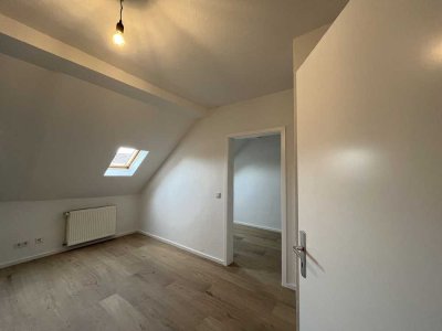 Charmante 4-Zimmer-Dachgeschosswohnung in Offenbach, Nähe Stadtmitte