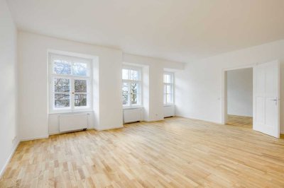 Direkt vom Eigentümer: Top sanierte Altbauwohnung mit Balkon am Sendlinger Tor