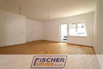 Sorgen Sie für Ihre Zukunft vor - ERSTBEZUG - SCHLÜSSELFERTIG! Perfekte 3-Zimmer-Wohnung mit ca. 75,16 m² großer Terrasse inkl. kleinen Grünbereichen