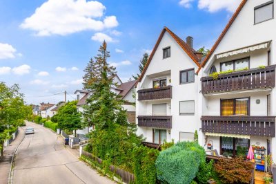 Großzügige 3-ZKB-Dachgeschosswohnung mit Balkon + Dachspitz in ruhiger, zentraler Lage in Steppach!