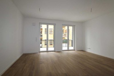 **Ab 01.02.2025 bezugsfertig! - Helle 3 Zimmer im 3.OG * offene Küche mit EBK * großer Balkon**