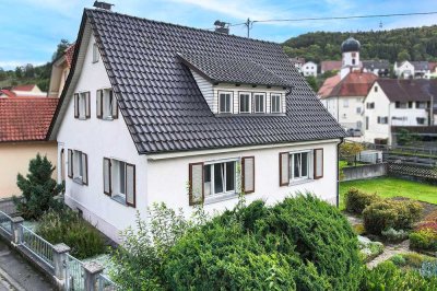 Gemütliches Einfamilienhaus mit Potenzial  perfekte Basis für den Start in Ihr neues Zuhause