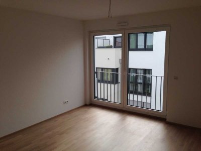 moderne 2-Zimmer Wohnung mit offener Küche, Balkon und Tiefgaragenstellplatz