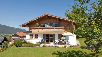 3-Raum-Erdgeschosswohnung mit Terrasse  und EBK in Pfronten