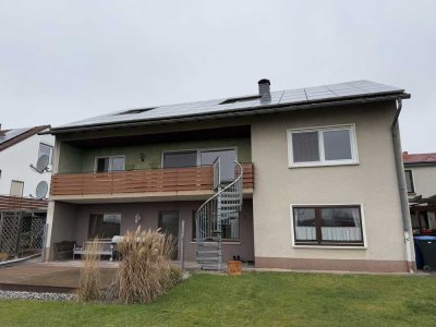 Viel Platz für die ganze Familie! Einfamilienhaus mit Einliegerwohnung + PV Anlage